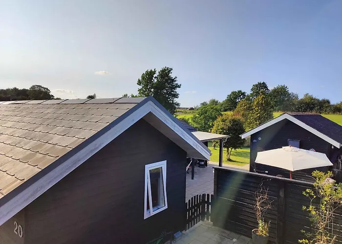 度假居 Charming Near The *